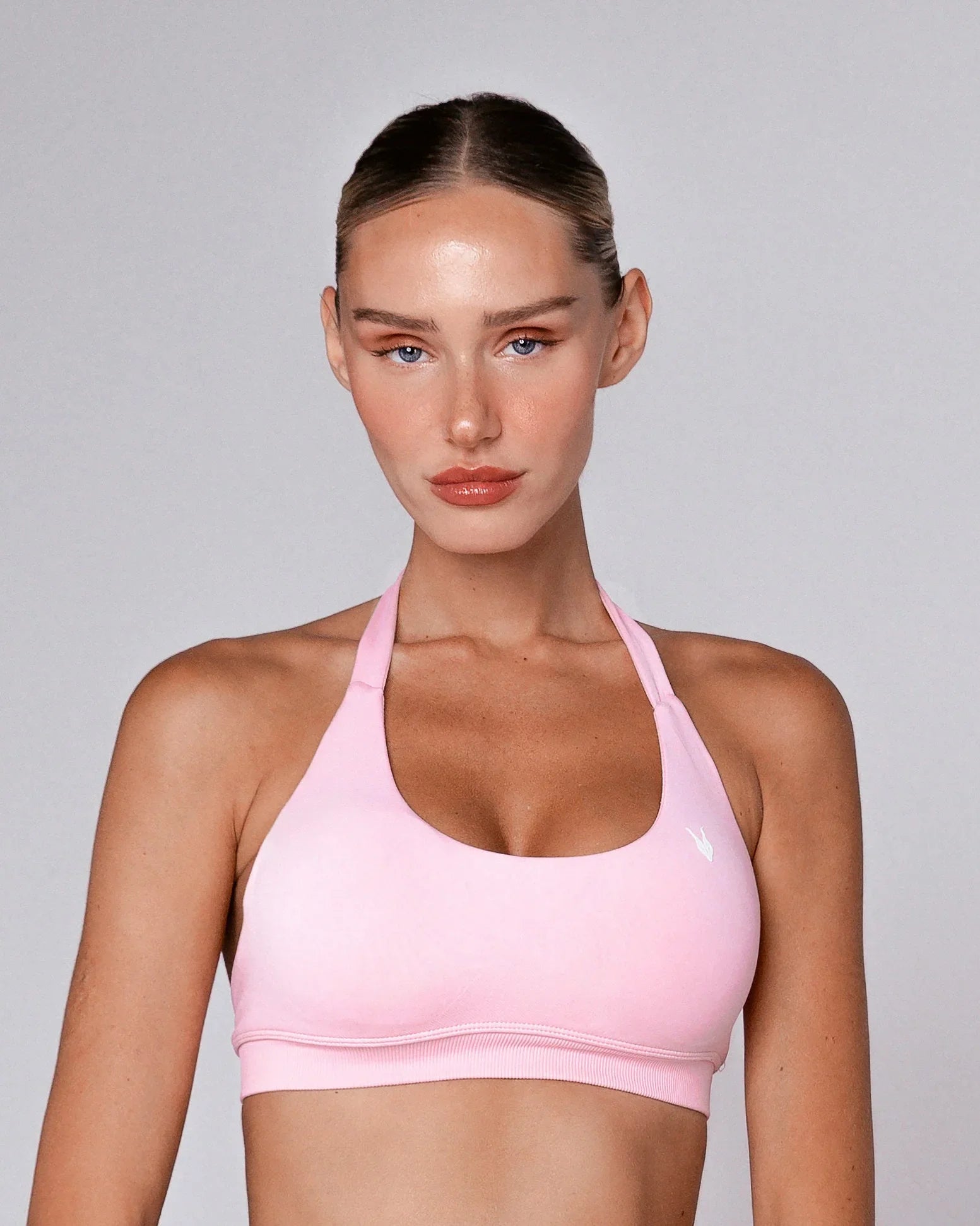 טופ ספורט מחטב AURA PINK בגוון ורוד – גב מודגש, בד SEAMLESS, Inner Dragon