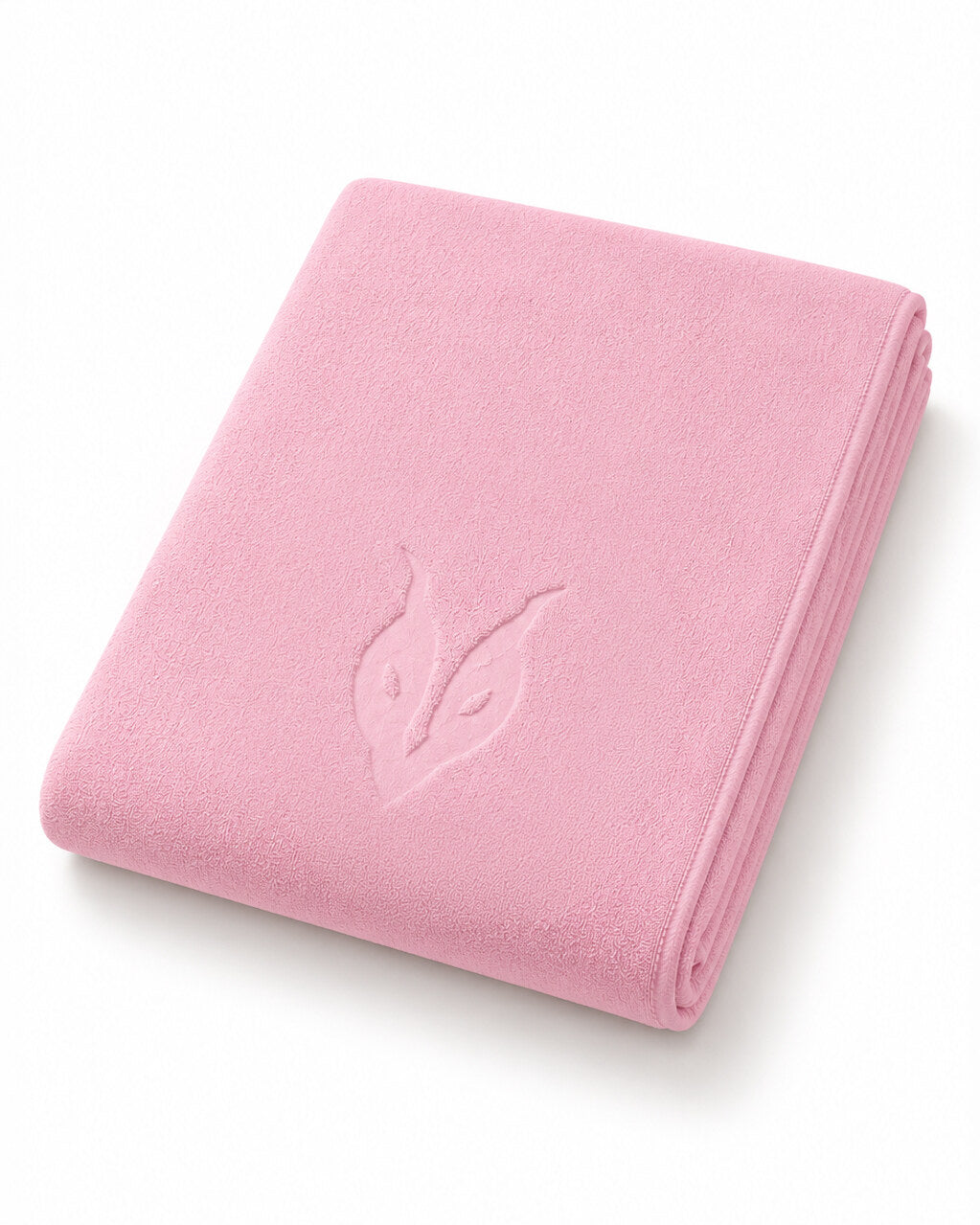 מגבת PINK TOWEL בצבע ורוד עם לוגו Inner Dragon, מוצר מתנה