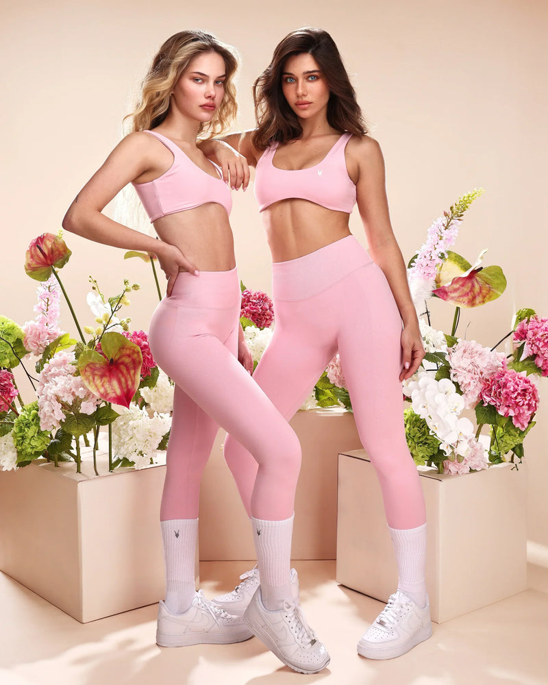 טייץ ספורט ורוד VENUS PINK בגזרה גבוהה מבד seamless – מחטב, אלסטי, מתאים לכושר ויוגה, אינר דרגון
